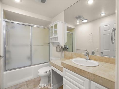 395  Avenida Castilla  B , Laguna Woods, CA