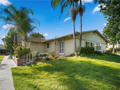 395  Avenida Castilla  B , Laguna Woods, CA