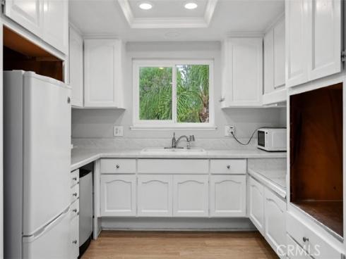 922  Avenida Majorca  N , Laguna Woods, CA