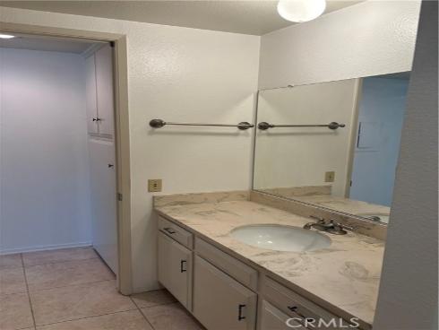 925  Ave Majorca  O , Laguna Woods, CA