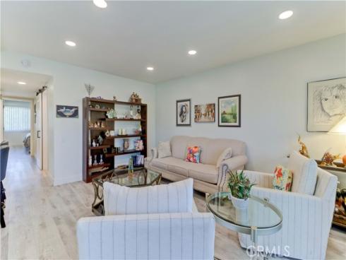 3365  Punta Alta  2F , Laguna Woods, CA