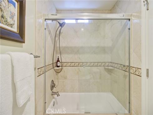 4011 Calle Sonora Oeste 2E , Laguna Woods, CA