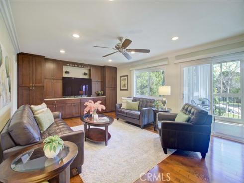 4011 Calle Sonora Oeste 2E , Laguna Woods, CA