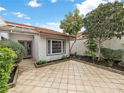 5092  Tero  , Laguna Woods, CA