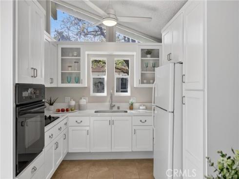 49  Calle Aragon  B , Laguna Woods, CA