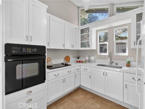 49  Calle Aragon  B , Laguna Woods, CA