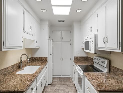 2156 E Via Mariposa  H , Laguna Woods, CA