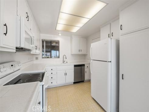 3110  Via Serena South  P , Laguna Woods, CA