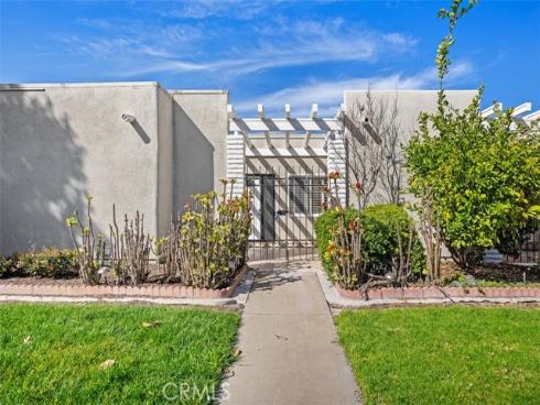 2005  Via Mariposa  B , Laguna Woods, CA