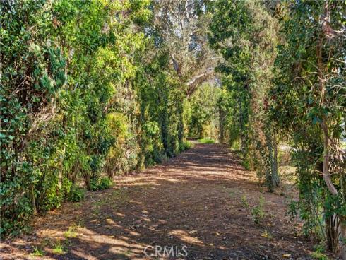 713  Avenida Majorca #b  , Laguna Woods, CA