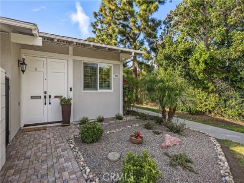 713  Avenida Majorca #b  , Laguna Woods, CA