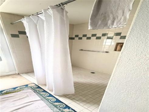 5237  Elvira  , Laguna Woods, CA