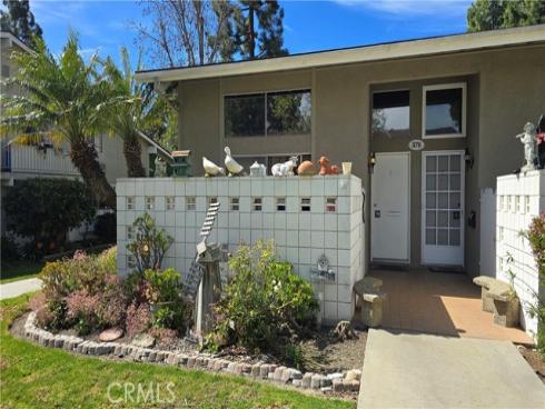 376 Avenida Castilla C