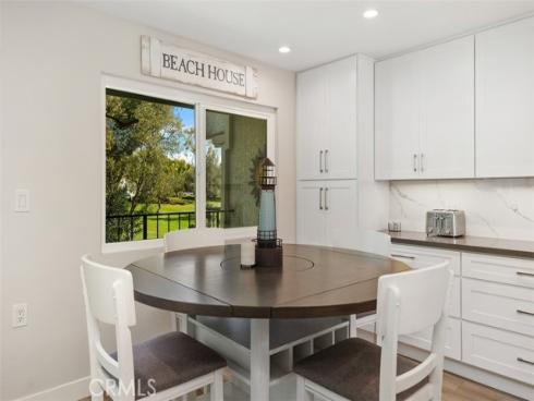 5506  Paseo Del Lago  N , Laguna Woods, CA