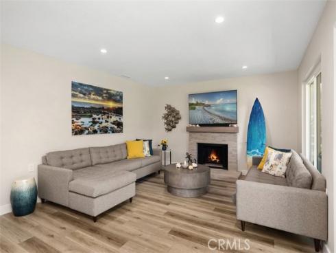 5506  Paseo Del Lago  N , Laguna Woods, CA