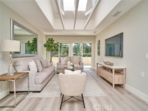 3287  San Amadeo  B , Laguna Woods, CA