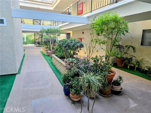 4011  Calle Sonora Oeste  1B , Laguna Woods, CA