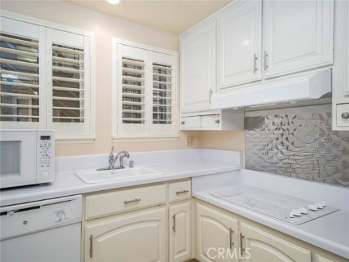 812 Ronda Mendoza , Laguna Woods, CA