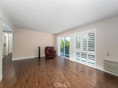 812 Ronda Mendoza , Laguna Woods, CA