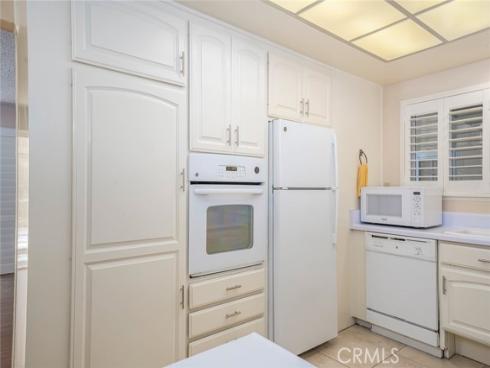 812 Ronda Mendoza , Laguna Woods, CA