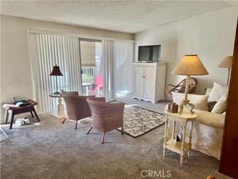 425  Avenida Castilla #b  B , Laguna Woods, CA