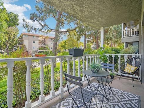 2402  Via Mariposa  1E , Laguna Woods, CA