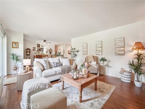 2402  Via Mariposa  1E , Laguna Woods, CA