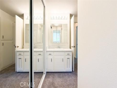 666  Via Los Altos  B , Laguna Woods, CA