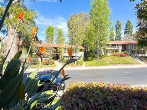 666  Via Los Altos  B , Laguna Woods, CA