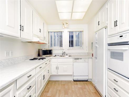 666  Via Los Altos  B , Laguna Woods, CA