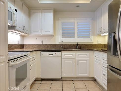 2369  Via Mariposa E.  1-D , Laguna Woods, CA