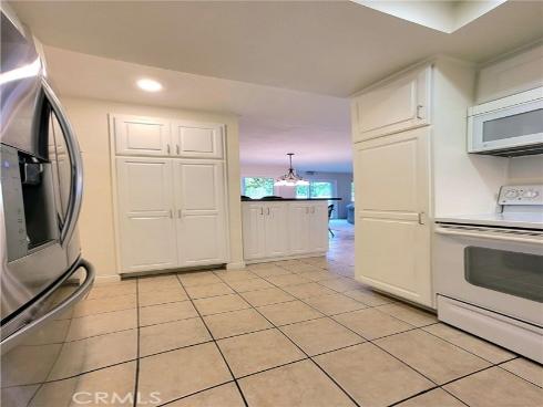 2369  Via Mariposa E.  1-D , Laguna Woods, CA