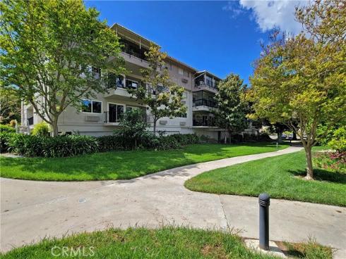 2369  Via Mariposa E.  1-D , Laguna Woods, CA