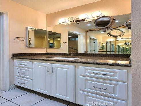 2369  Via Mariposa E.  1-D , Laguna Woods, CA