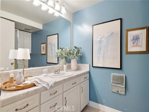 173  Avenida Majorca  D , Laguna Woods, CA