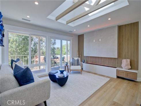 661 Avenida Sevilla, Unit O