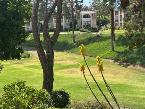 5518  Paseo Del Lago  1-E , Laguna Woods, CA