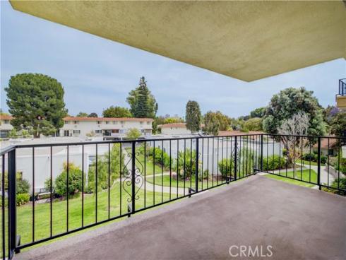2355  Via Mariposa  2F , Laguna Woods, CA