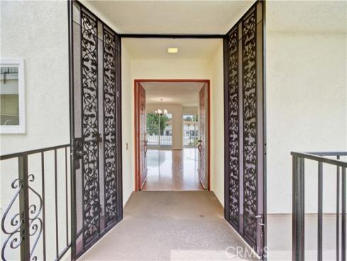 2355  Via Mariposa  2F , Laguna Woods, CA