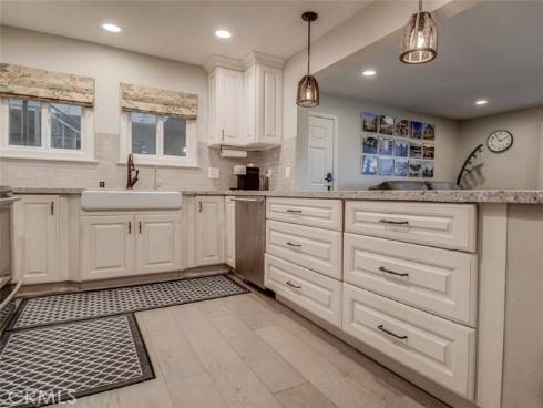 805  Ronda Mendoza  B , Laguna Woods, CA