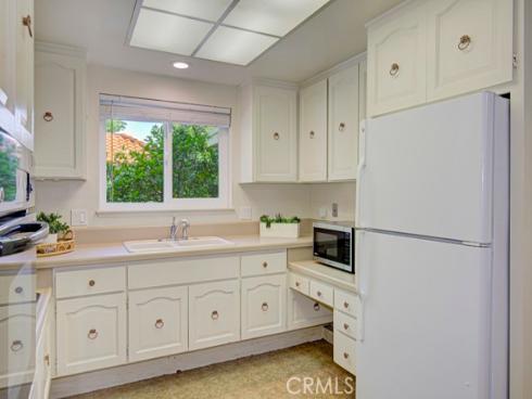 784  Via Los Altos  B , Laguna Woods, CA