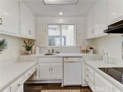 2306  Via Puerta  A , Laguna Woods, CA