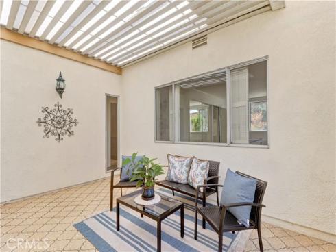 2306  Via Puerta  A , Laguna Woods, CA