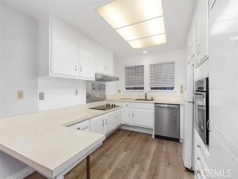 2182  Via Puerta  D , Laguna Woods, CA