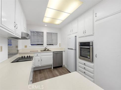 2182  Via Puerta  D , Laguna Woods, CA