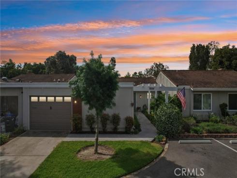 3294  San Amadeo  B , Laguna Woods, CA