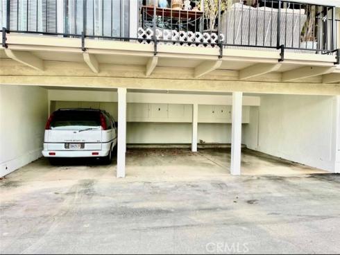 2111  Via Puerta  D , Laguna Woods, CA