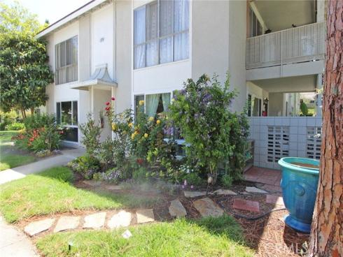 379 Avenida Castilla Unit #b , Laguna Woods, CA