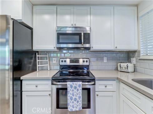 670 Via Mendoza B , Laguna Woods, CA