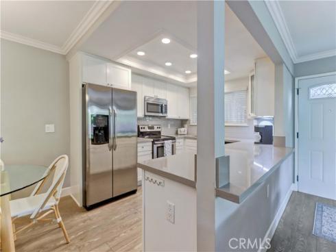 670 Via Mendoza B , Laguna Woods, CA